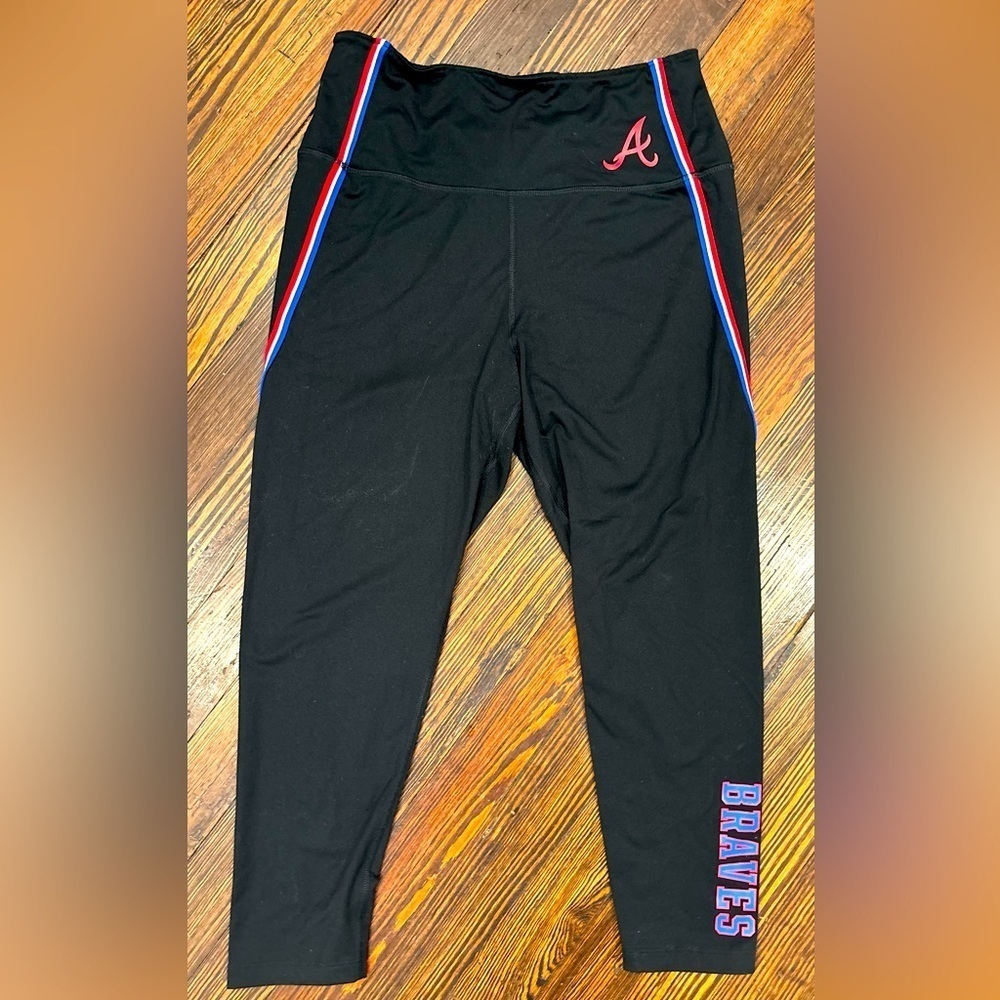 Pink Victoria Secret Ultimate 5th & Ocean MLB Official Braves Yoga Pant Sz L